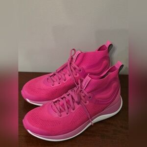 Lululemon Chargefeel Mid Womens Workout Shoes, Size 9